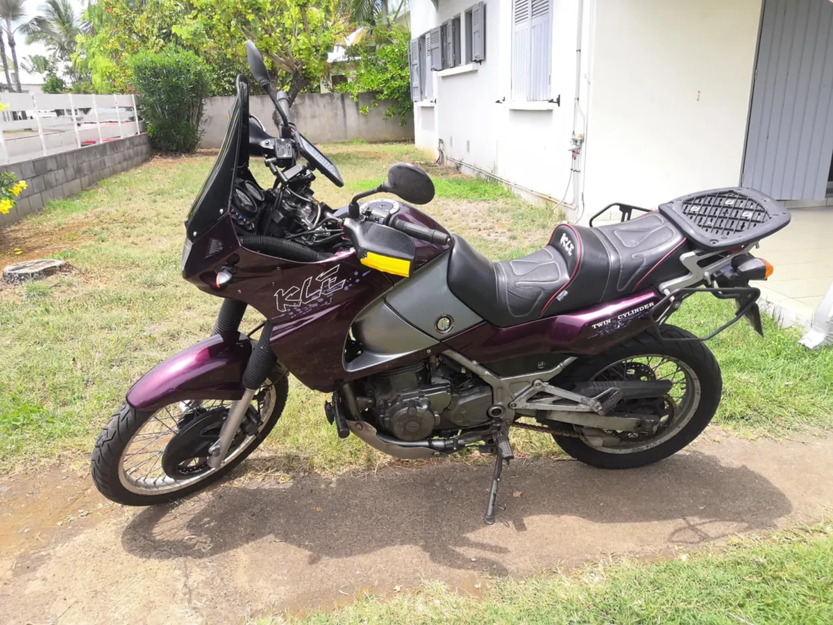 Moto trail Kawasaki KLE 500