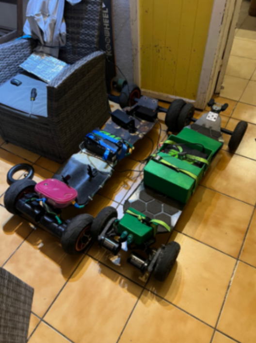 Vend skate électrique