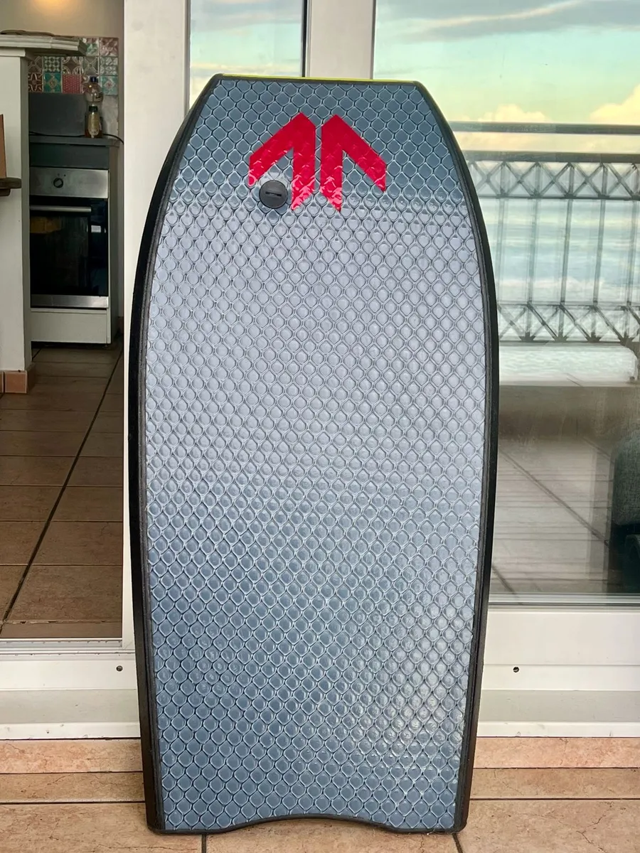 Body board t 40 à vendre très bon état