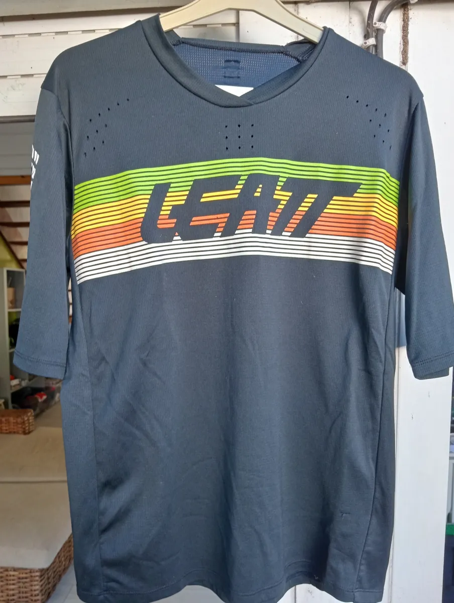Tshirt leatt
