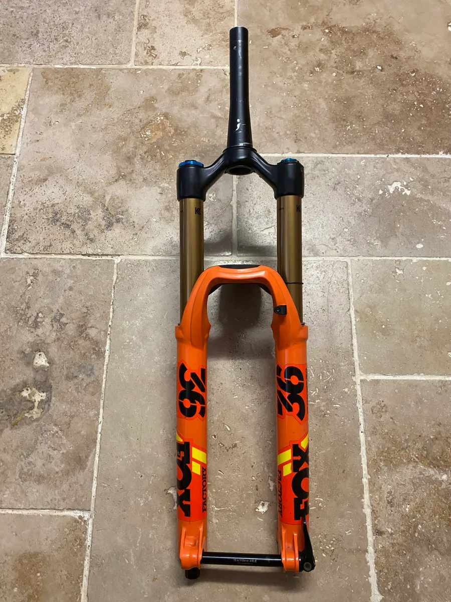 Fourche FOX 36 Float Factory Grip 2 (27,5")