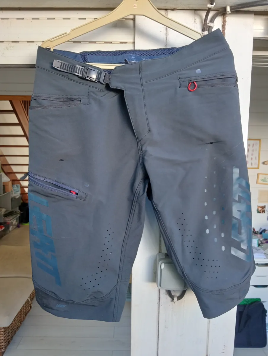 Short leatt