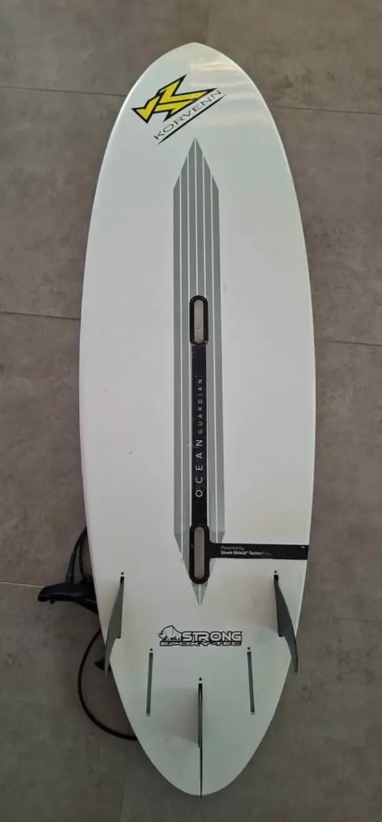 SURF KORVEN 5'8 + SharkShield