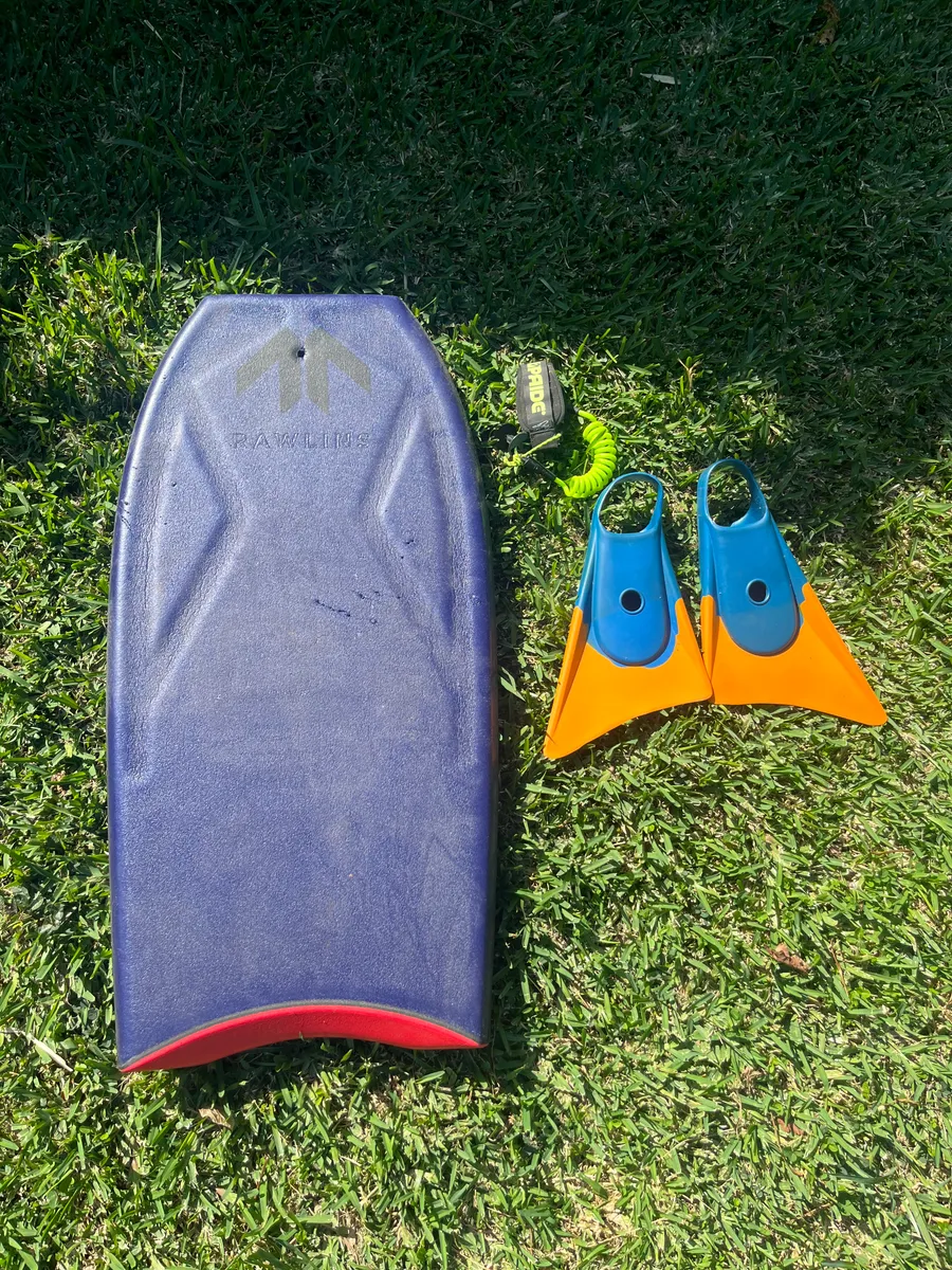 Vend bodyboard T 42 + palmes churchill ML et leach Pride