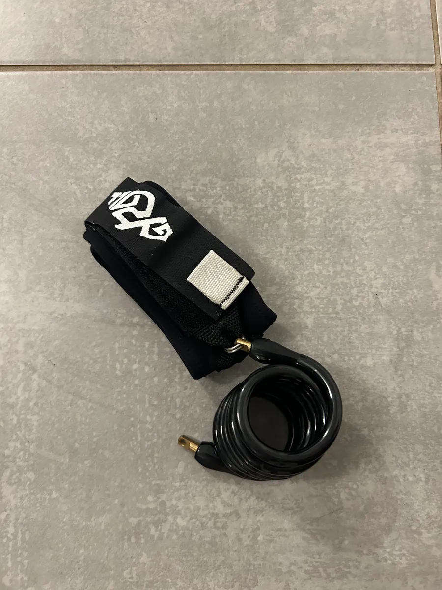 Leash Gyroll