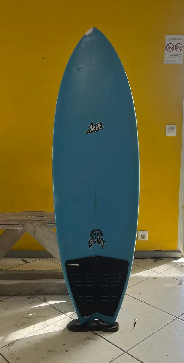 Lost surf board