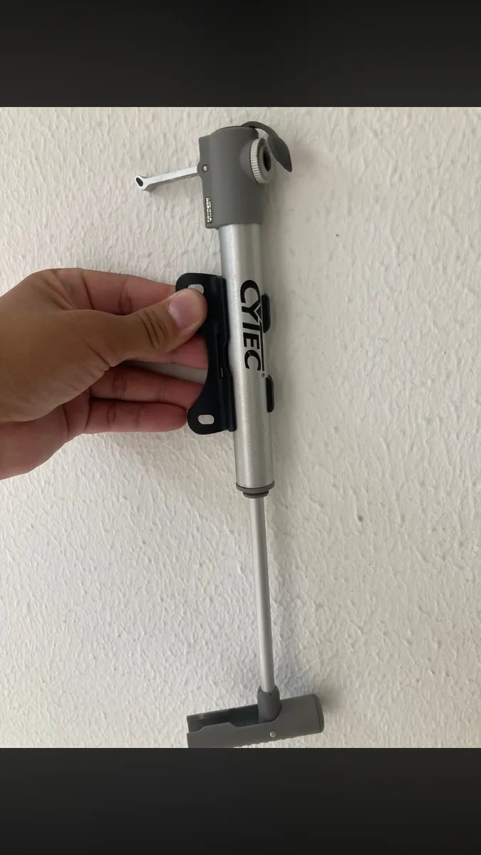 Pompe vélo petite valve