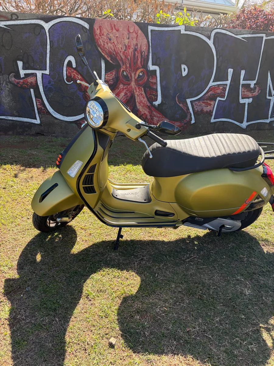 VESPA 125 GTS SUPER SPORT