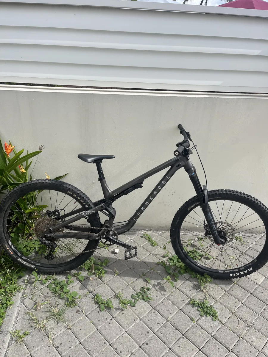 VTT Enduro Commencal Meta AM, Taille M